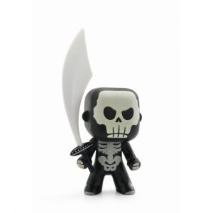 Arty Toys Skully