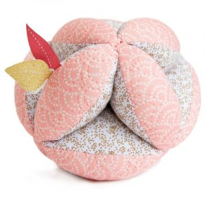 Pelota sonajero Montessori rosa