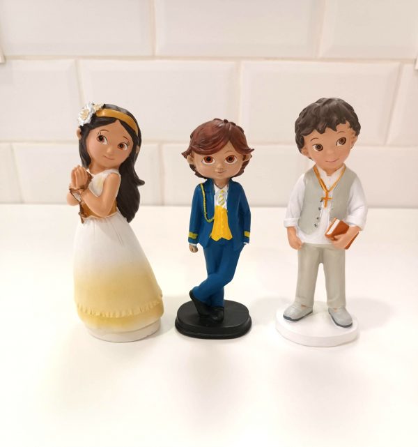 Figura niña comunión mostaza 16cm